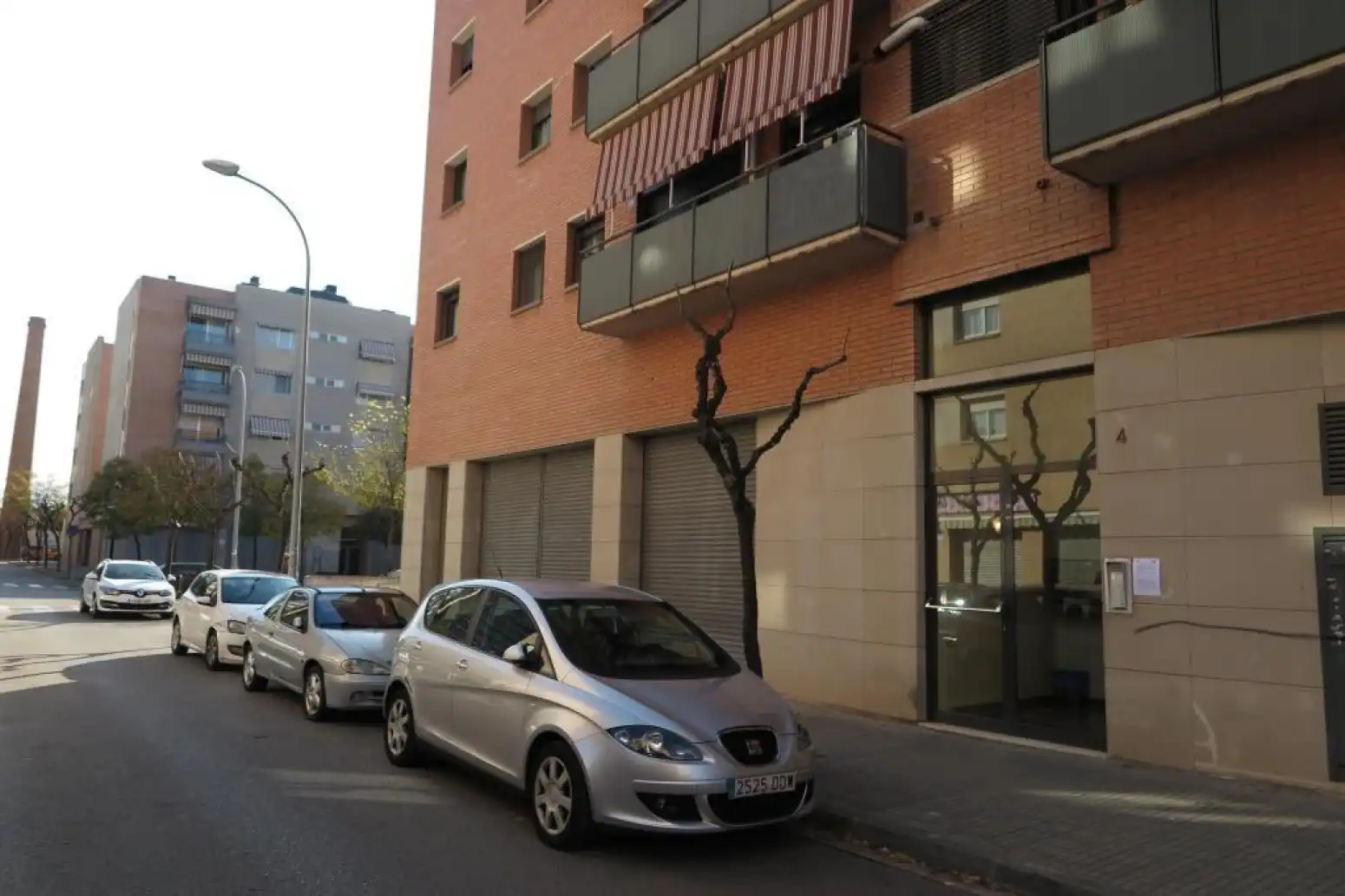 Vista exterior de Local en venta en La Llagosta