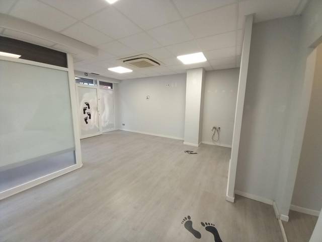 Local comercial en Alquiler en Sarrià