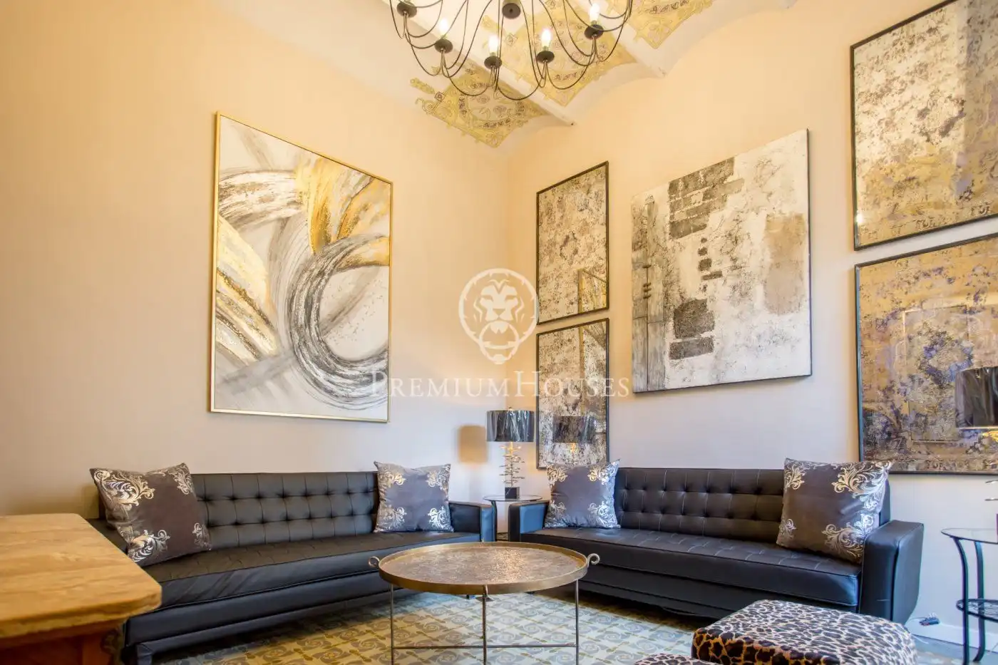 Living room of Country homes for sale in Canet de Mar  with Air Conditioner, Heating and Private garden