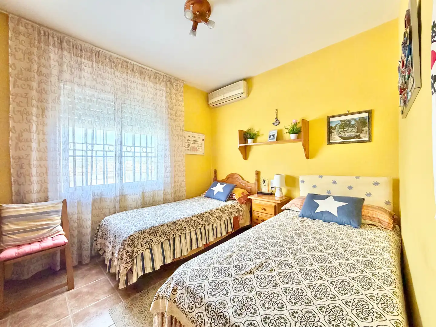 Bedroom of Houses for sale in Canyelles  with Air Conditioner, Heating and Private garden