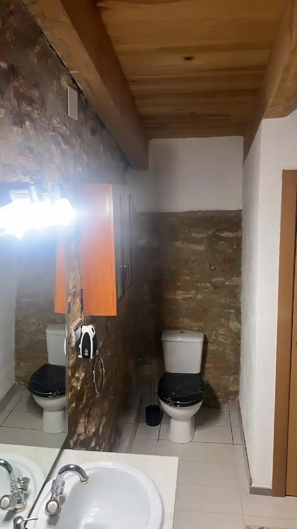 Baño de Casa o chalet en venta en Roda de Berà con Parquet, Terraza y Horno