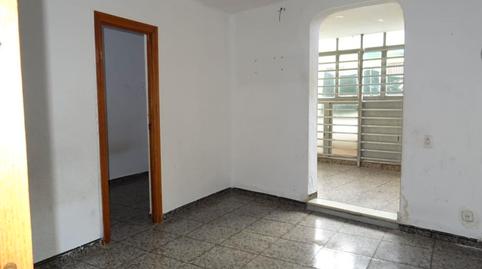 Photo 3 of Flat for sale in Pirineus, Fondo, Barcelona