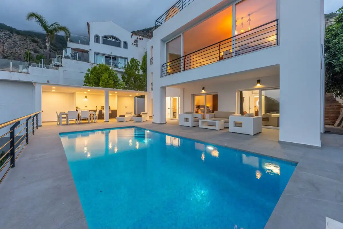 Piscina de Casa o chalet de alquiler en Altea con Aire acondicionado, Piscina y Amueblado