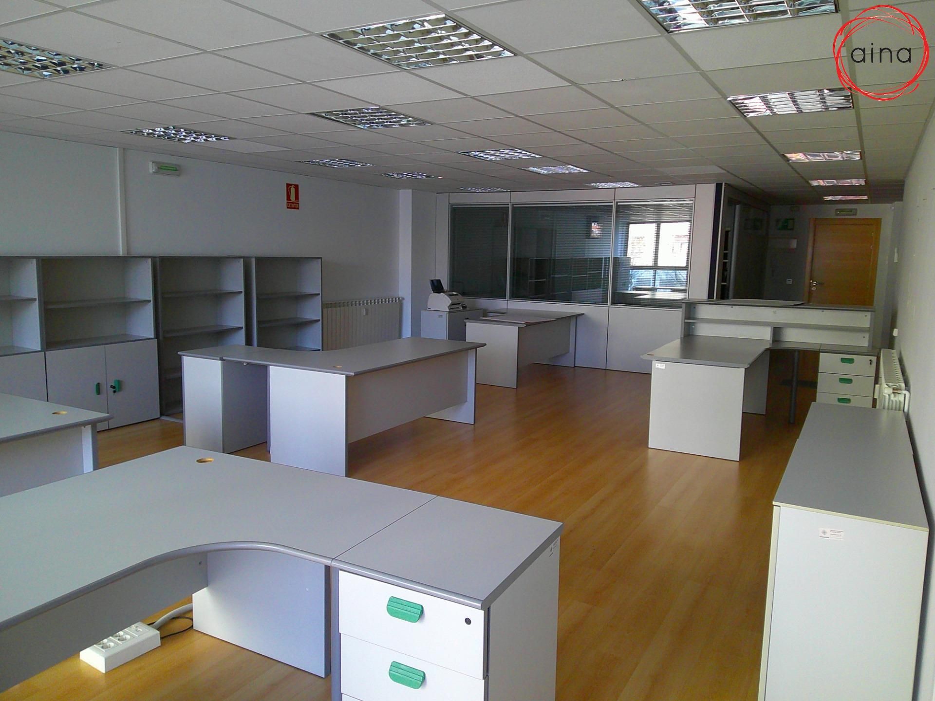 Office to rent in  Pamplona / Iruña  with Heating and Furnished
