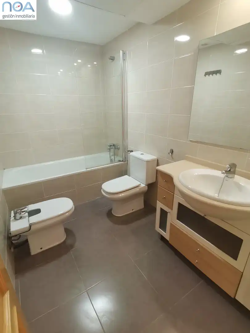 Apartamento de alquiler en Carrer Illa de Còrsega, 29, Las Islas