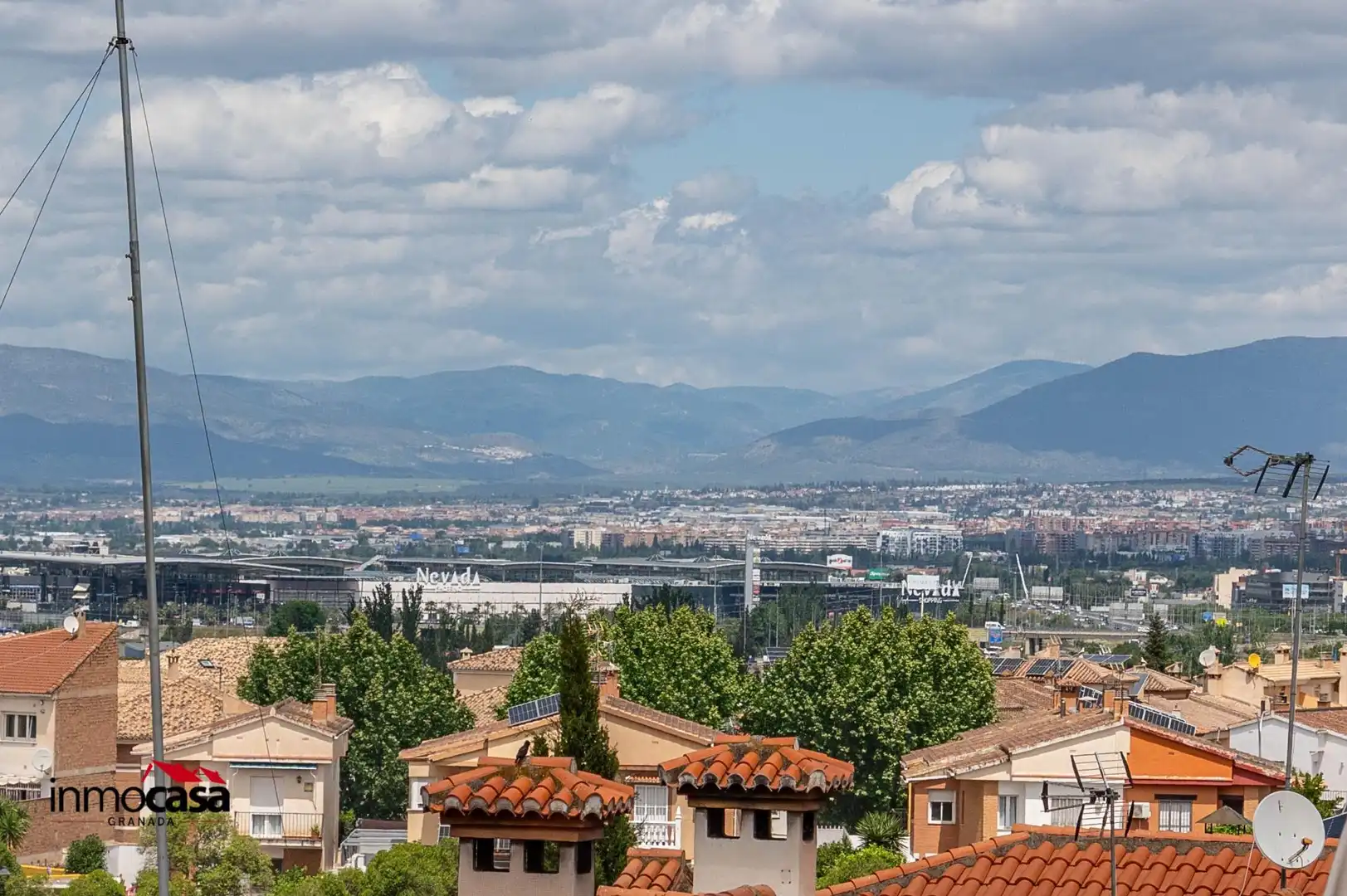Außenansicht von Wohnung zum Verkauf in Ogíjares mit Terrasse