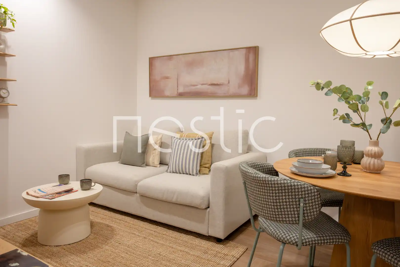 Sala d'estar de Apartament de lloguer en Madrid amb Aire condicionat, Calefacció i Moblat