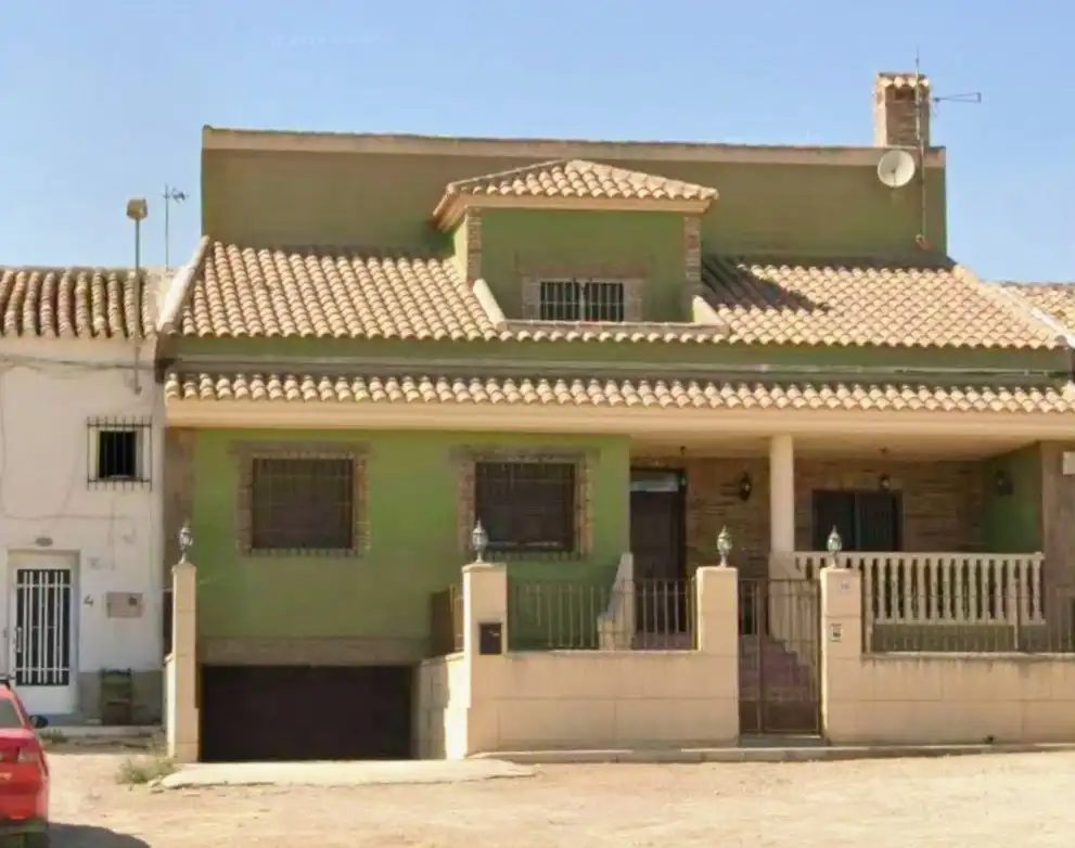 House for sale in Calle Los Tuelas