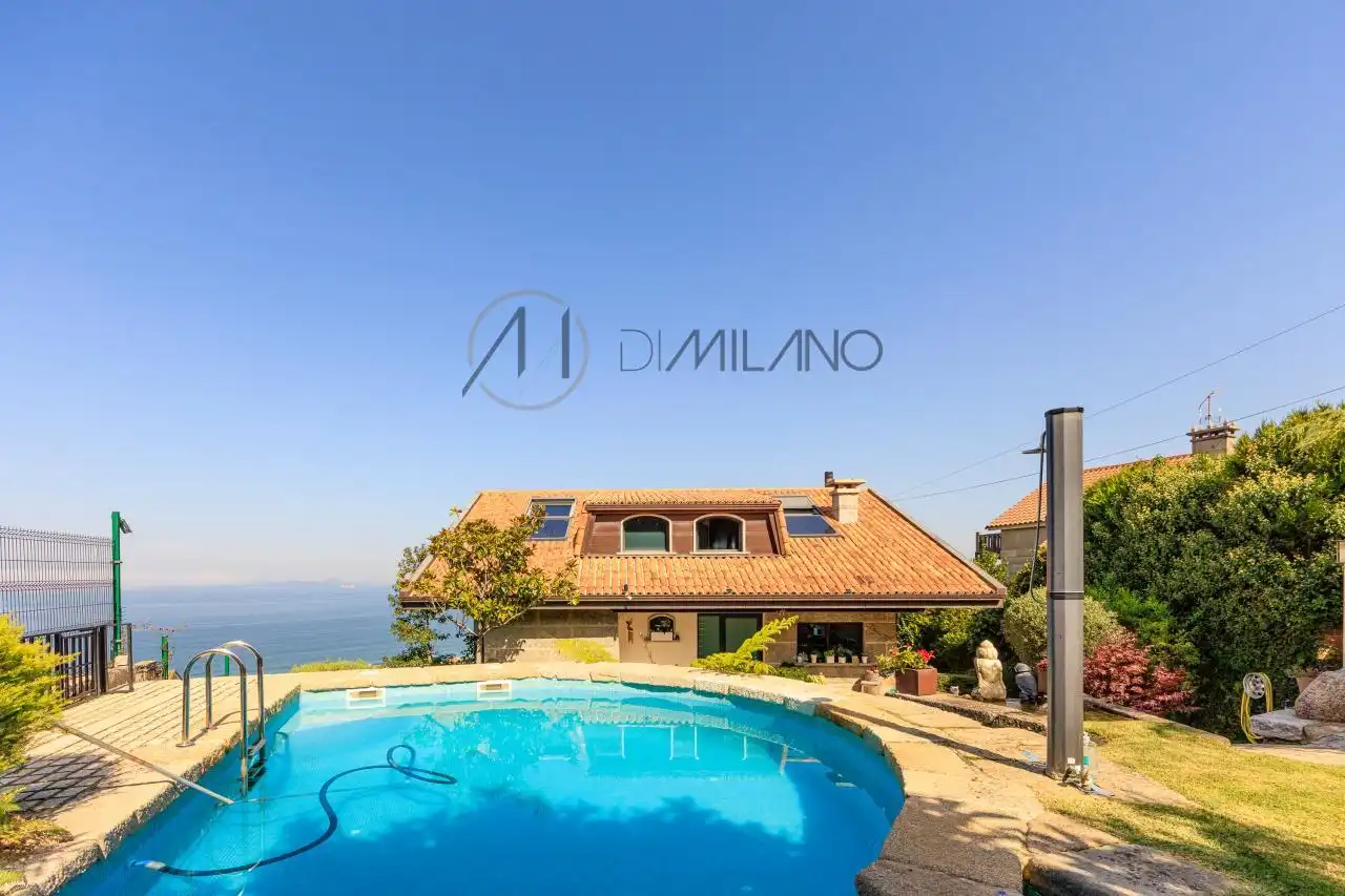 Vista exterior de Casa o chalet en venta en Nigrán con Calefacción, Jardín privado y Parquet