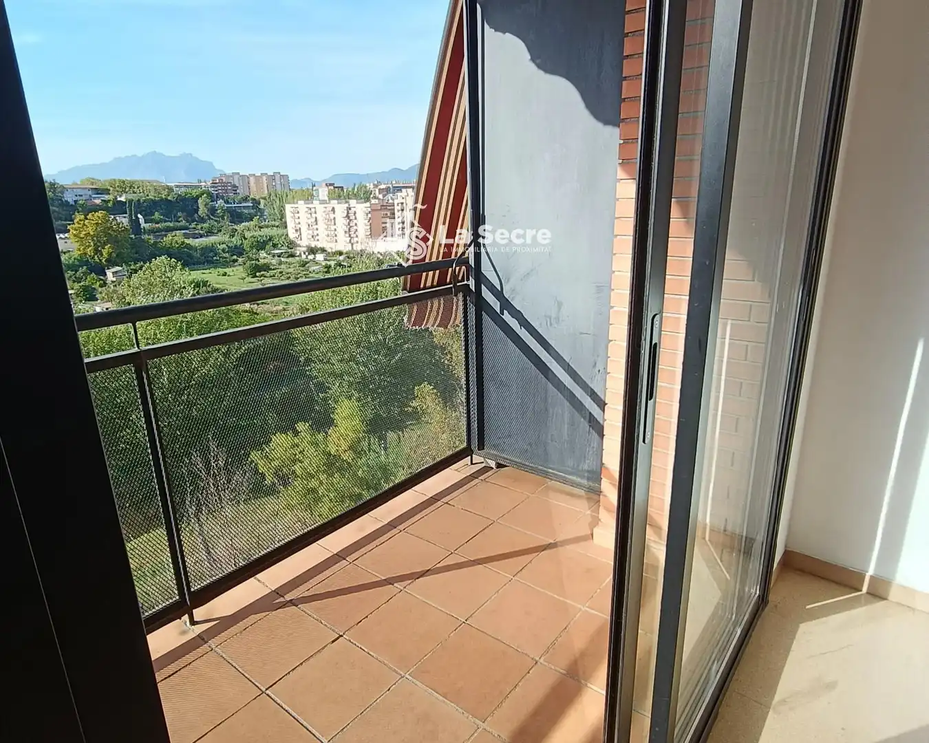 Appartamento con ascensore in affitto a Sant Genis de Rocafort, imagen 3