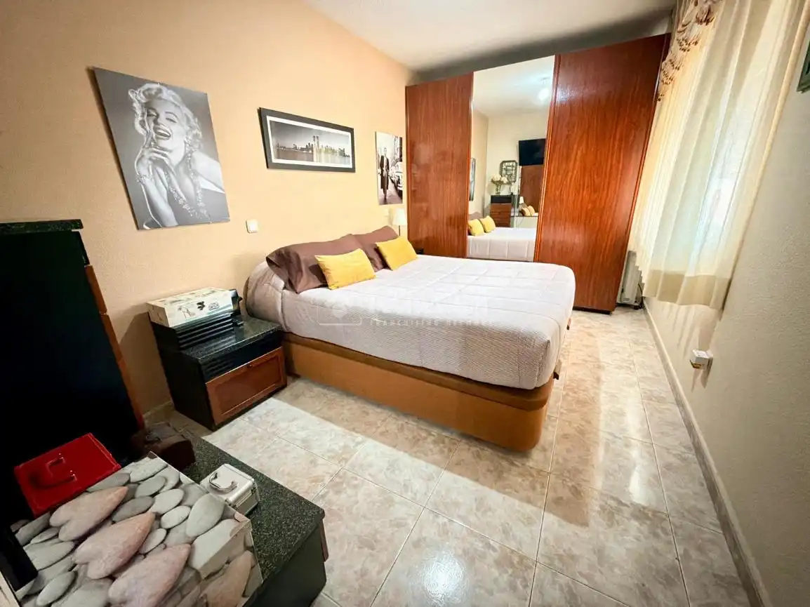 Bedroom of Flat for sale in Pinto  with Air Conditioner, Terrace and Balcony