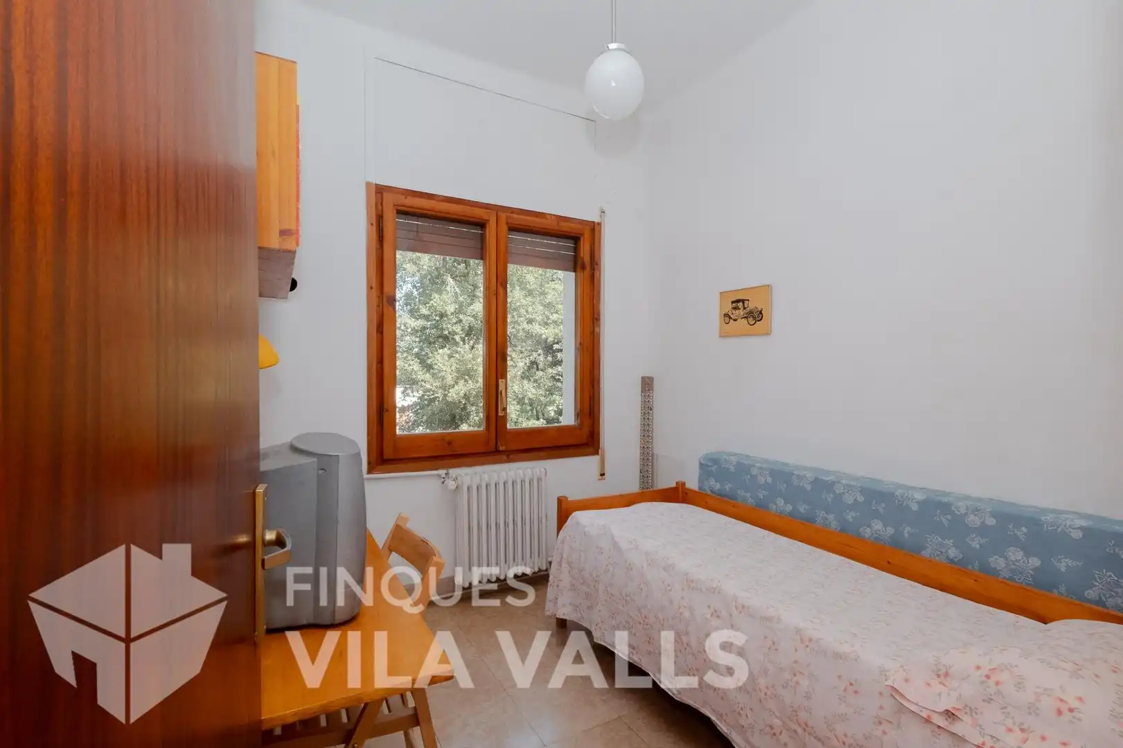 Dormitori de Casa o xalet en venda en Sant Quirze Safaja amb Jardí privat