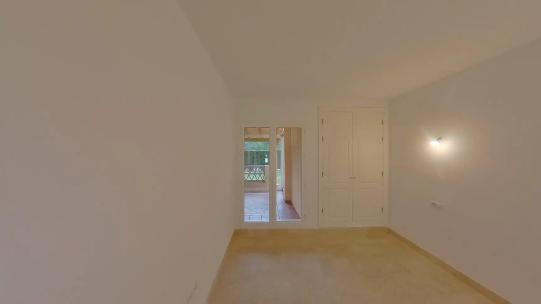 Bedroom of Flat for sale in Marbella  with Storage room and Swimming Pool