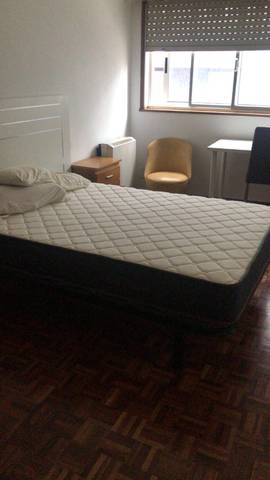 Piso en Alquiler en Rúa Nova de Abaixo en Ensanche - Sar