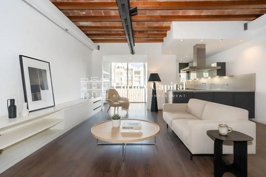 Flat with terrace to rent in Antiga Esquerra Eixample