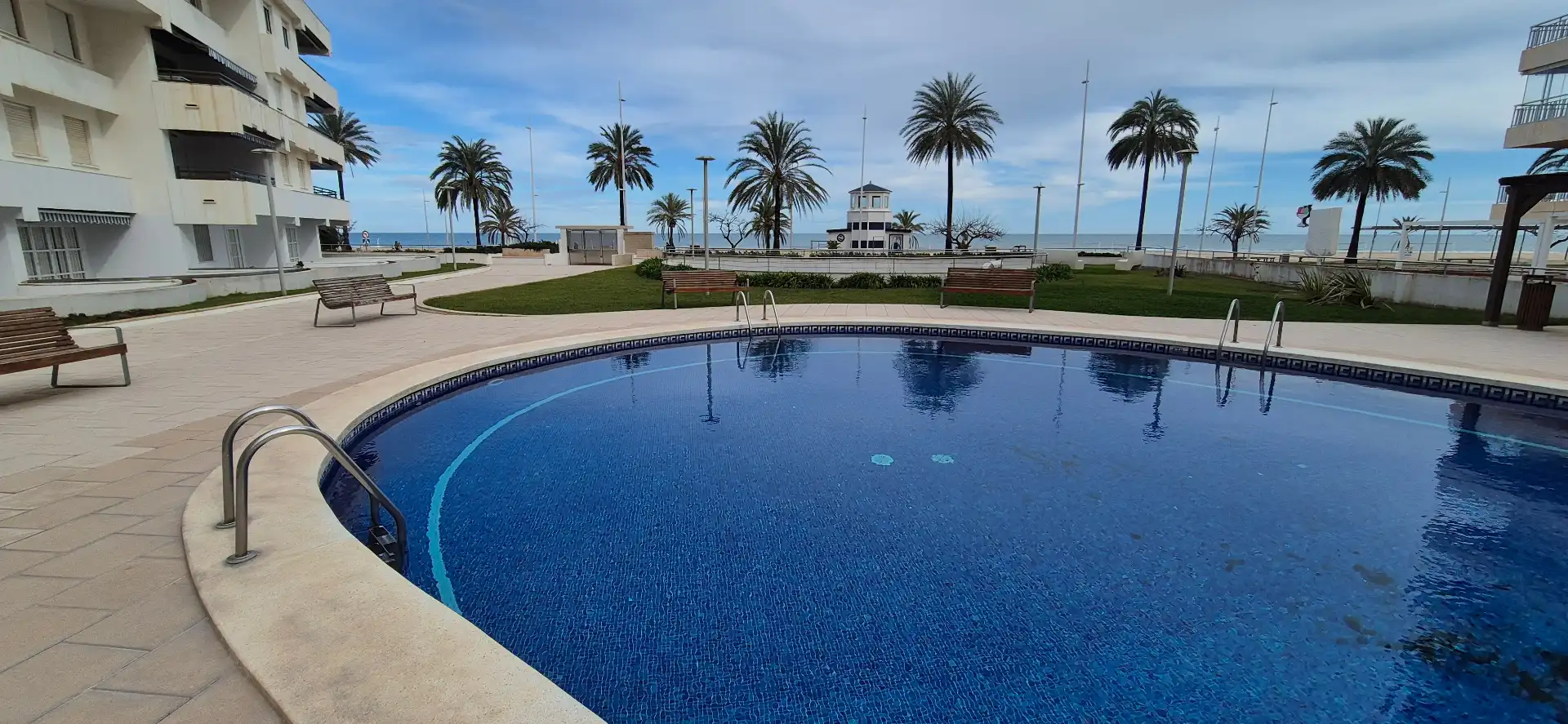 Piscina de Dúplex en venda en Gandia amb Terrassa, Traster i Moblat
