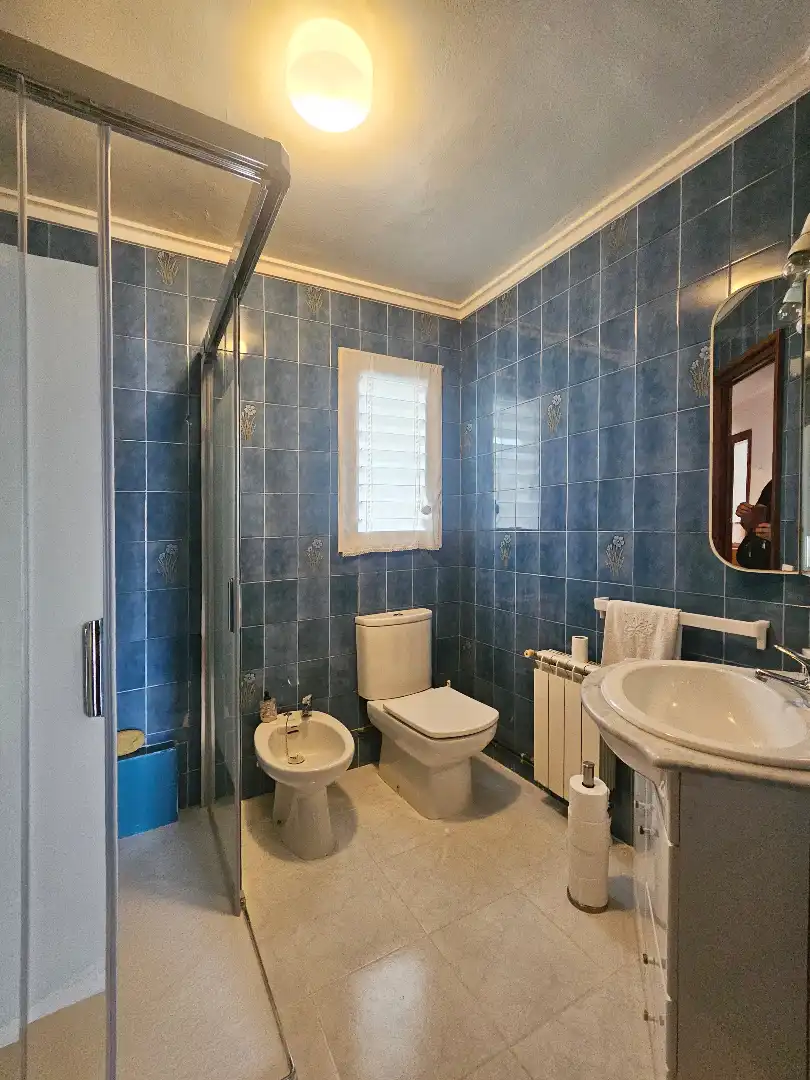 Bathroom of Flat for sale in Sabadell  with Heating, Oven and Balcony