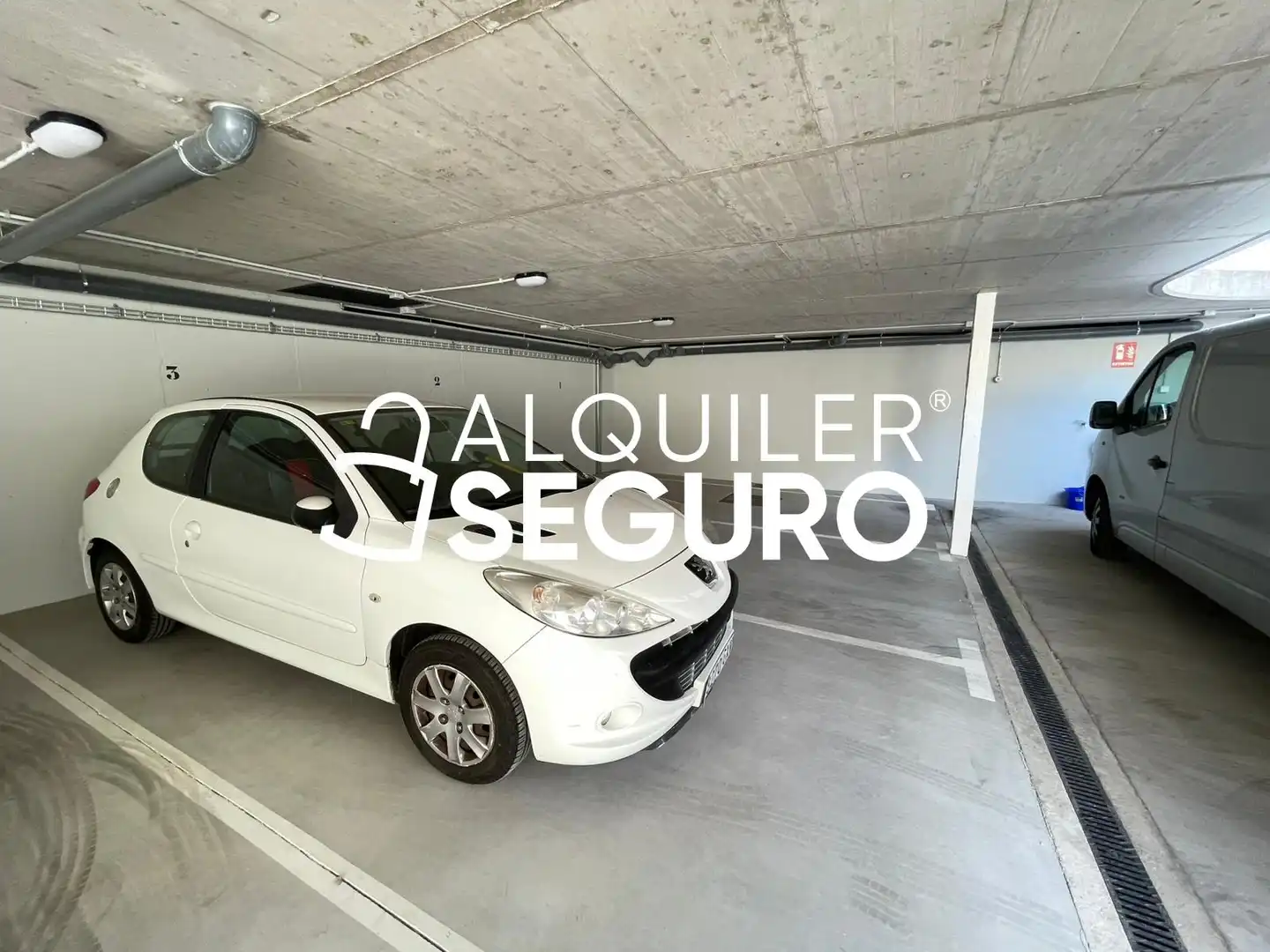 Parkplatz von Wohnung zur Miete in Carabanchel