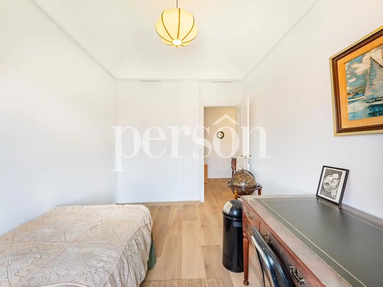 Schlafzimmer von Wohnung zur Miete in Valencia mit Klimaanlage, Terrasse und Möbliert