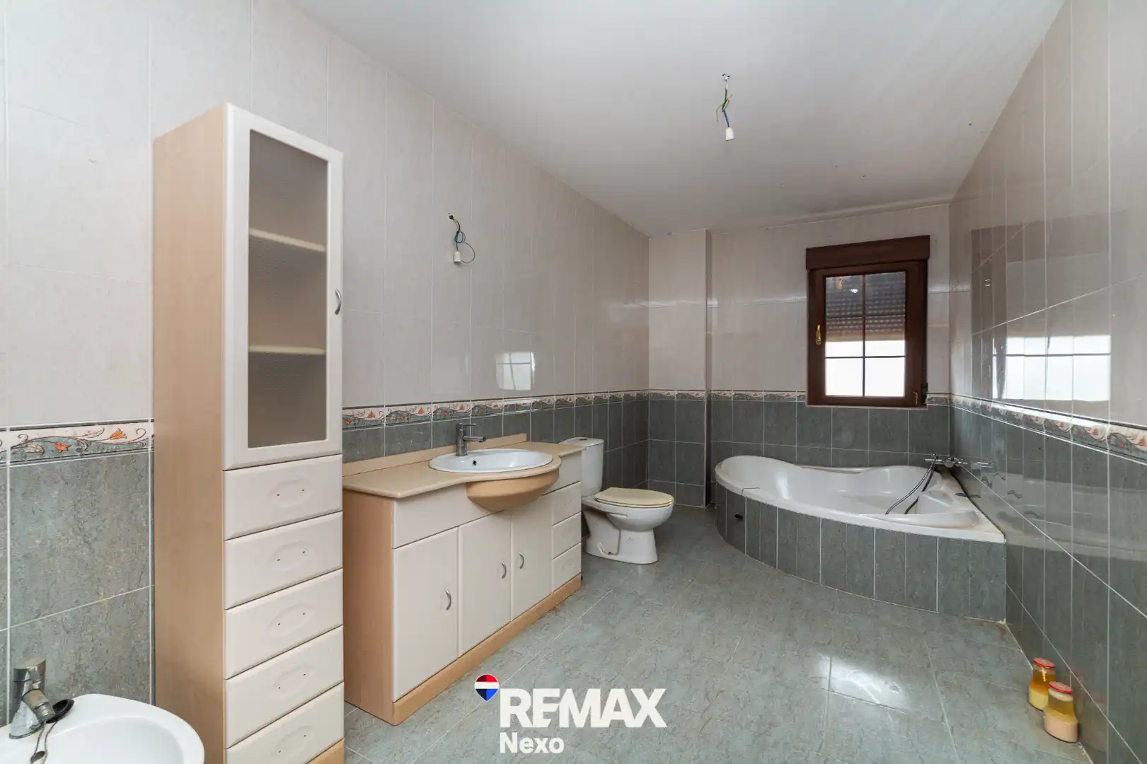 Badezimmer von Wohnung zum Verkauf in Benavente mit Heizung, Terrasse und Balkon