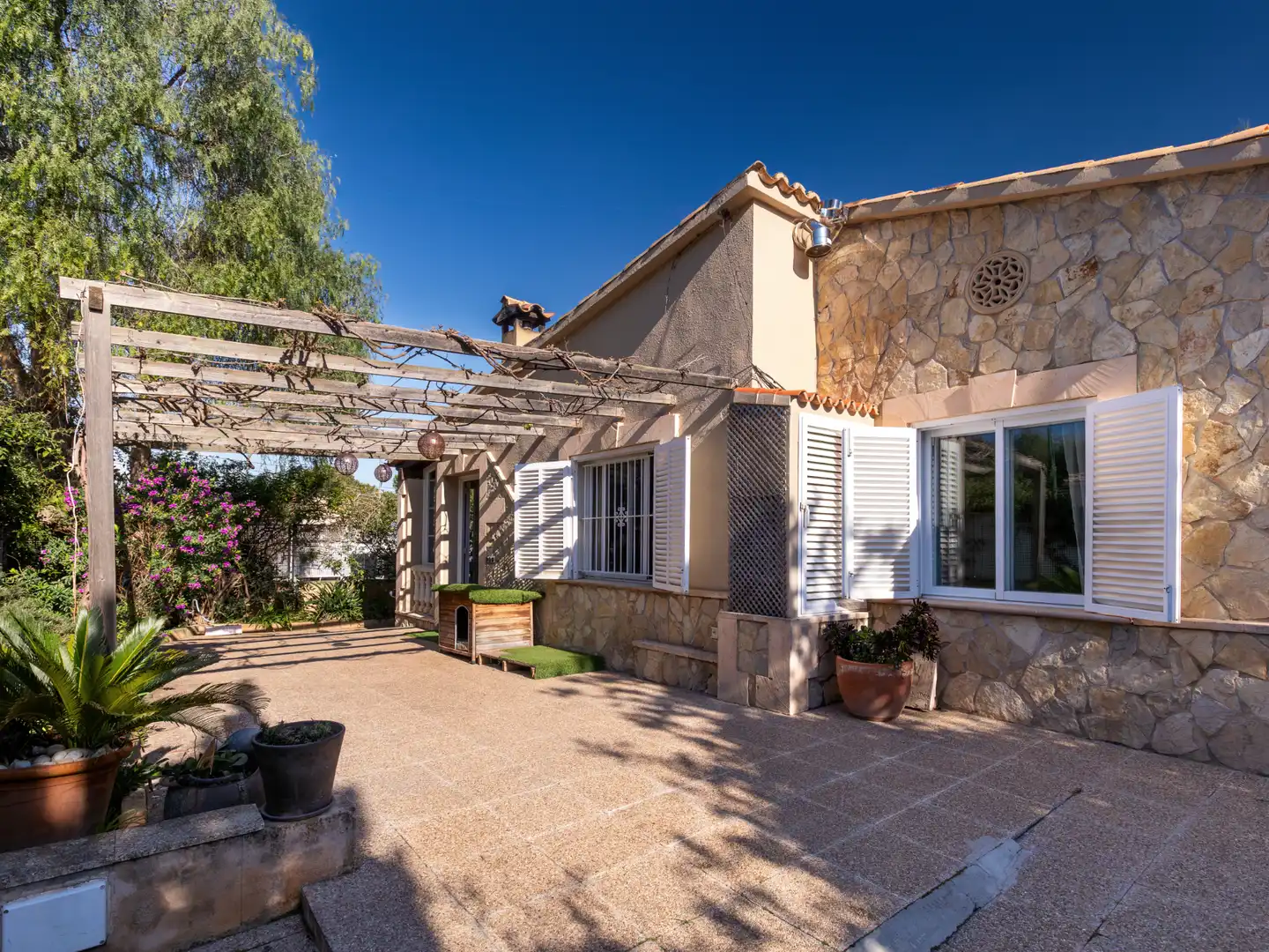 Vista exterior de Casa o chalet en venta en Calvià con Aire acondicionado, Calefacción y Jardín privado