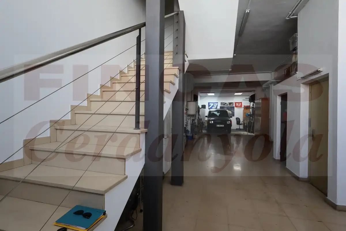 Casa adosada en venda en Cerdanyola del Vallès amb Aire condicionat, Calefacció i Terrassa