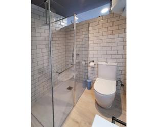 Bathroom of Study to rent in Benicarló  with Air Conditioner