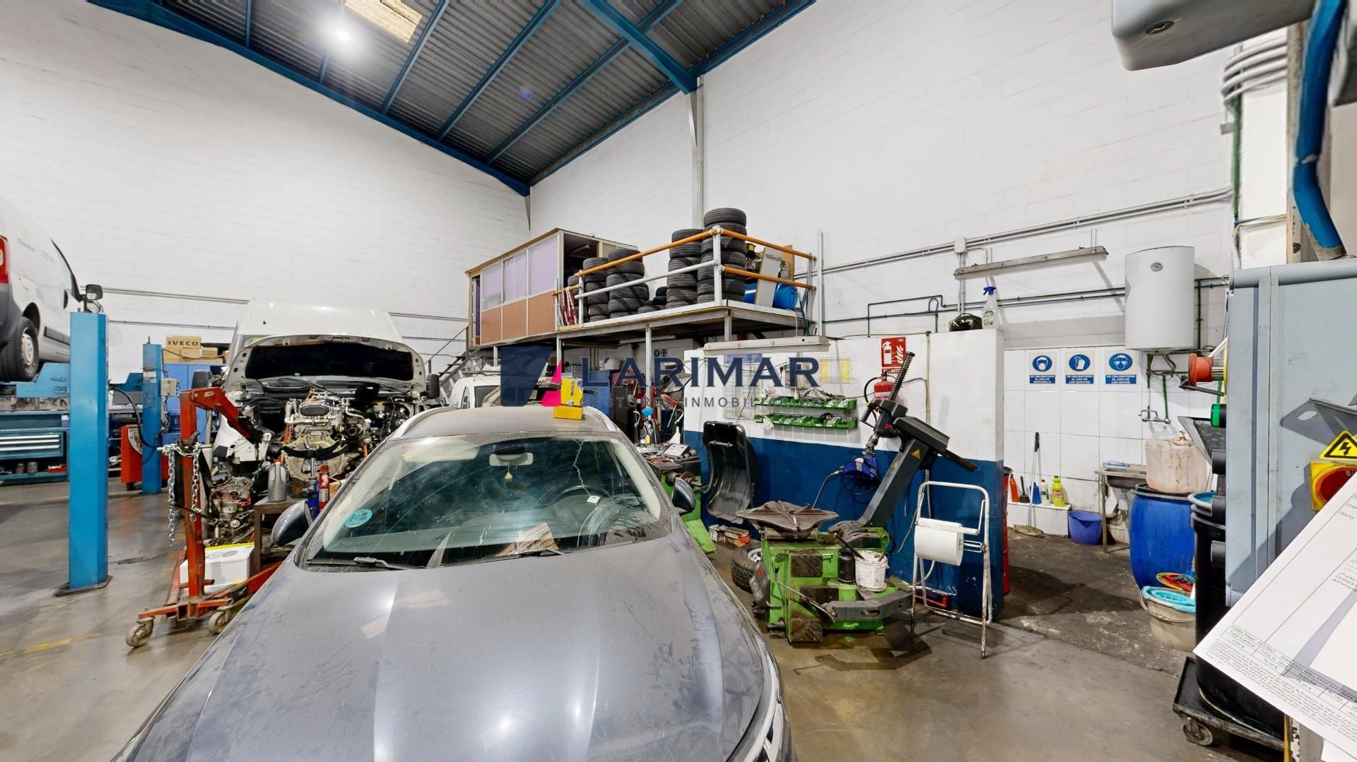 Parking de Nave industrial en venta en Alicante / Alacant