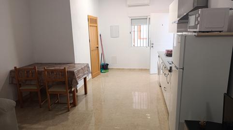 Foto 2 de Estudio de alquiler en Calle Benajarafe, Campanillas, Málaga Capital