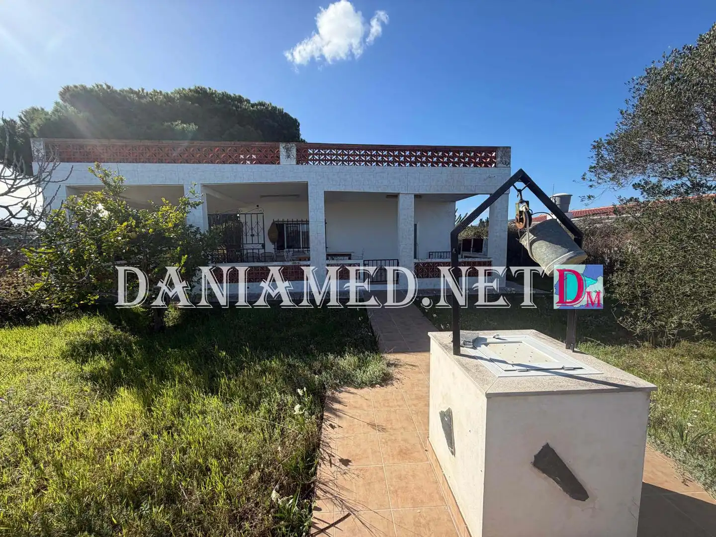 Vista exterior de Finca rústica en venda en Oliva amb Jardí privat, Terrassa i Traster