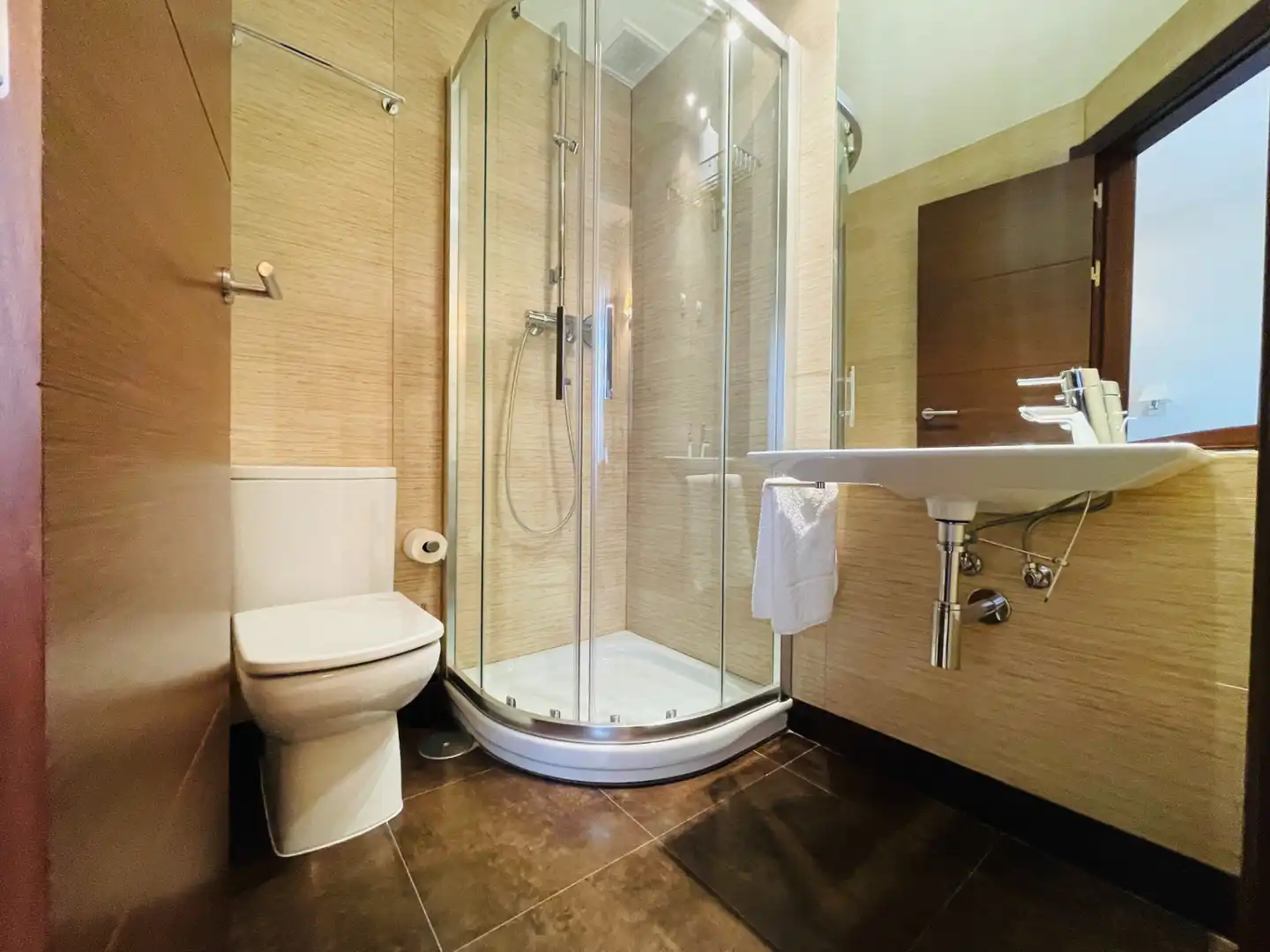 Baño de Casa o chalet en venta en Los Yébenes con Aire acondicionado, Calefacción y Jardín privado