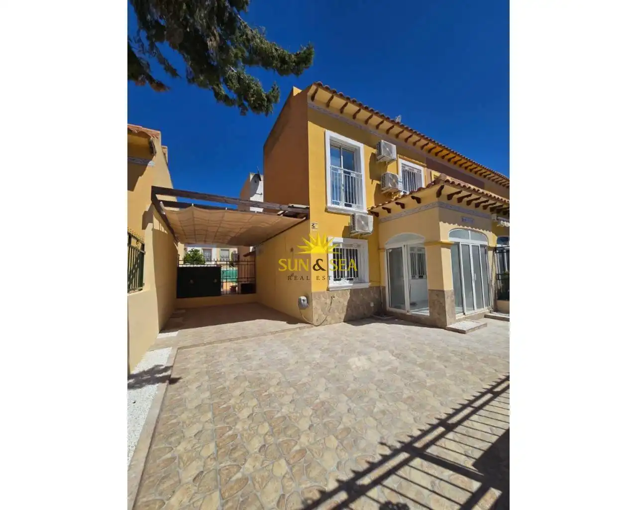 Exterior view of Houses for sale in Torrevieja  with Air Conditioner, Heating and Terrace