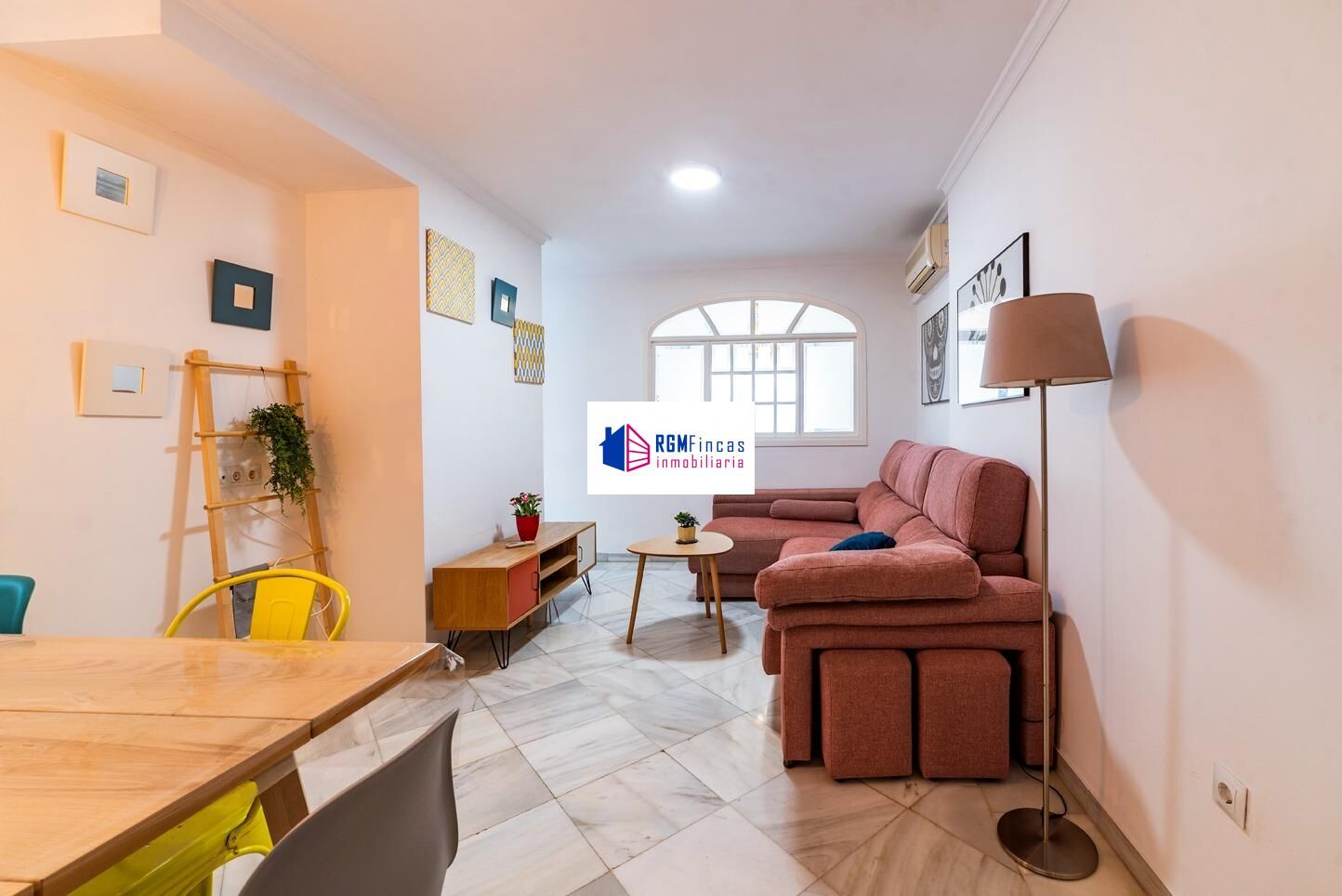 Bedroom of Flat for sale in  Sevilla Capital  with Air Conditioner and Furnished