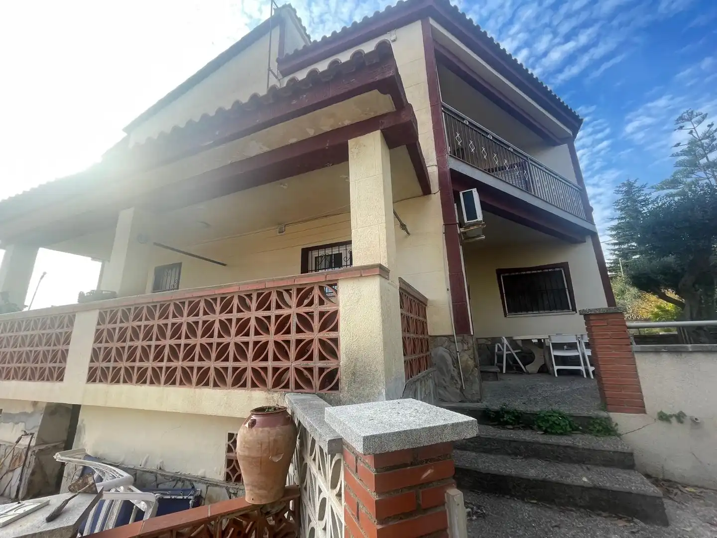 Vista exterior de Casa o xalet en venda en Castellbisbal amb Terrassa i Piscina