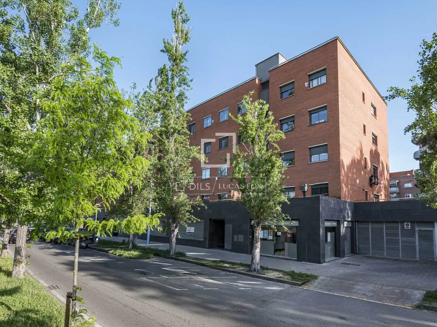 Exterior view of Flat for sale in Sant Cugat del Vallès  with Air Conditioner, Heating and Terrace