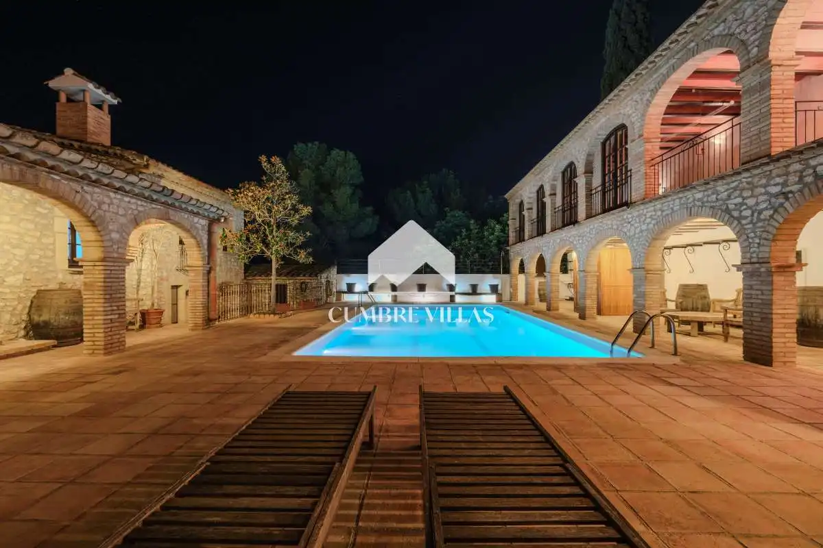 Piscina de Casa o xalet en venda en Sant Pere de Ribes amb Calefacció, Terrassa i Traster