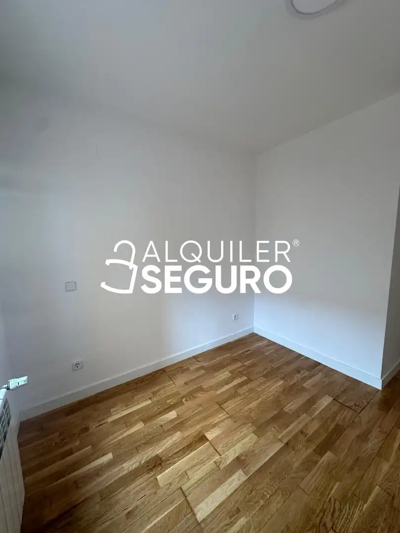 Habitación de Piso de alquiler en Navalcarnero con Calefacción, Trastero y Piscina