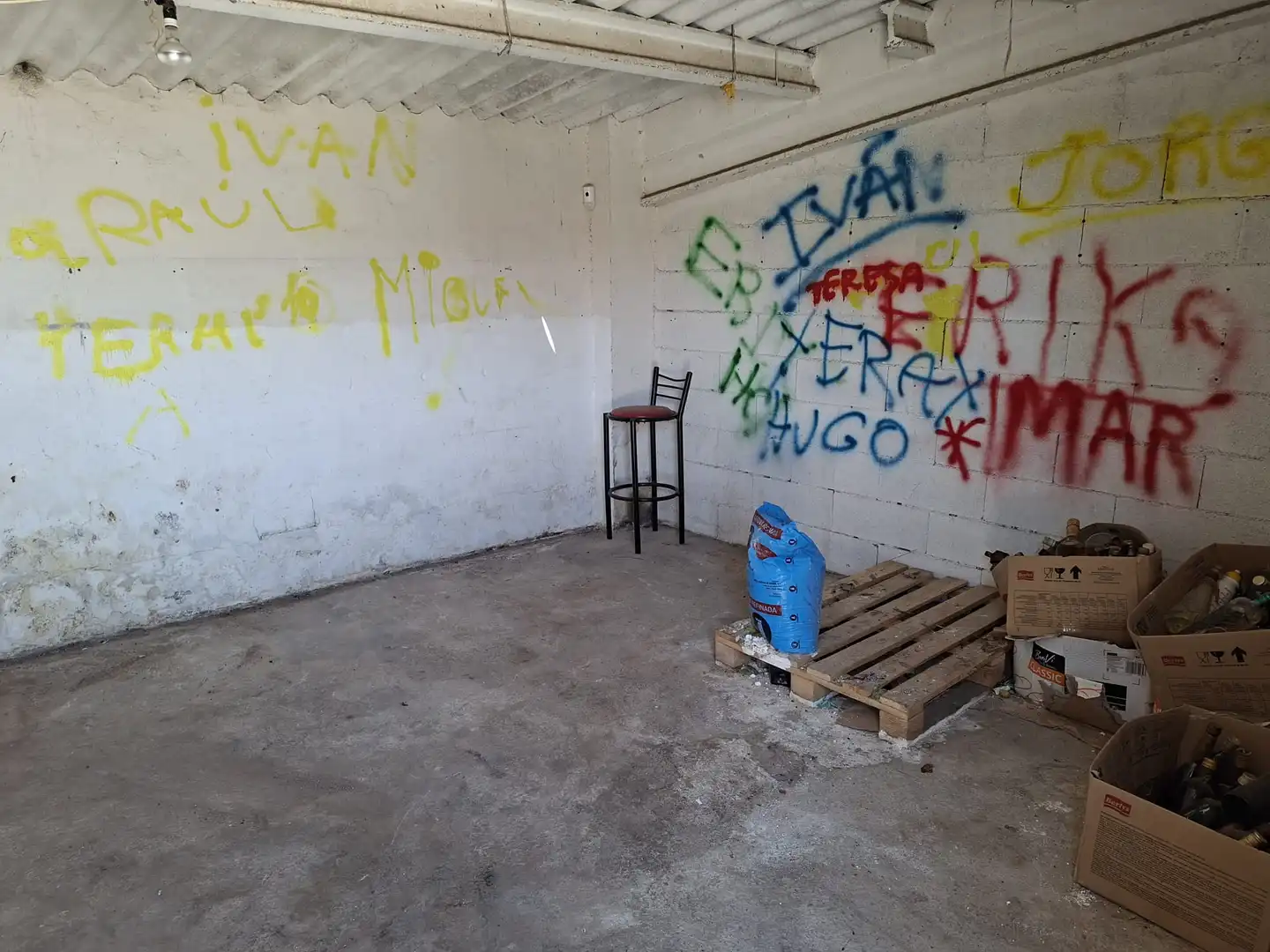 Local en venta en Maella con Terraza
