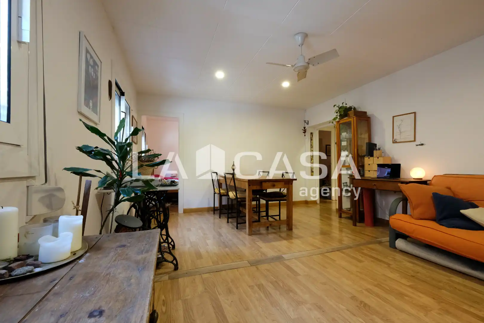 Piso en venta en  Barcelona Capital con Parquet y Horno