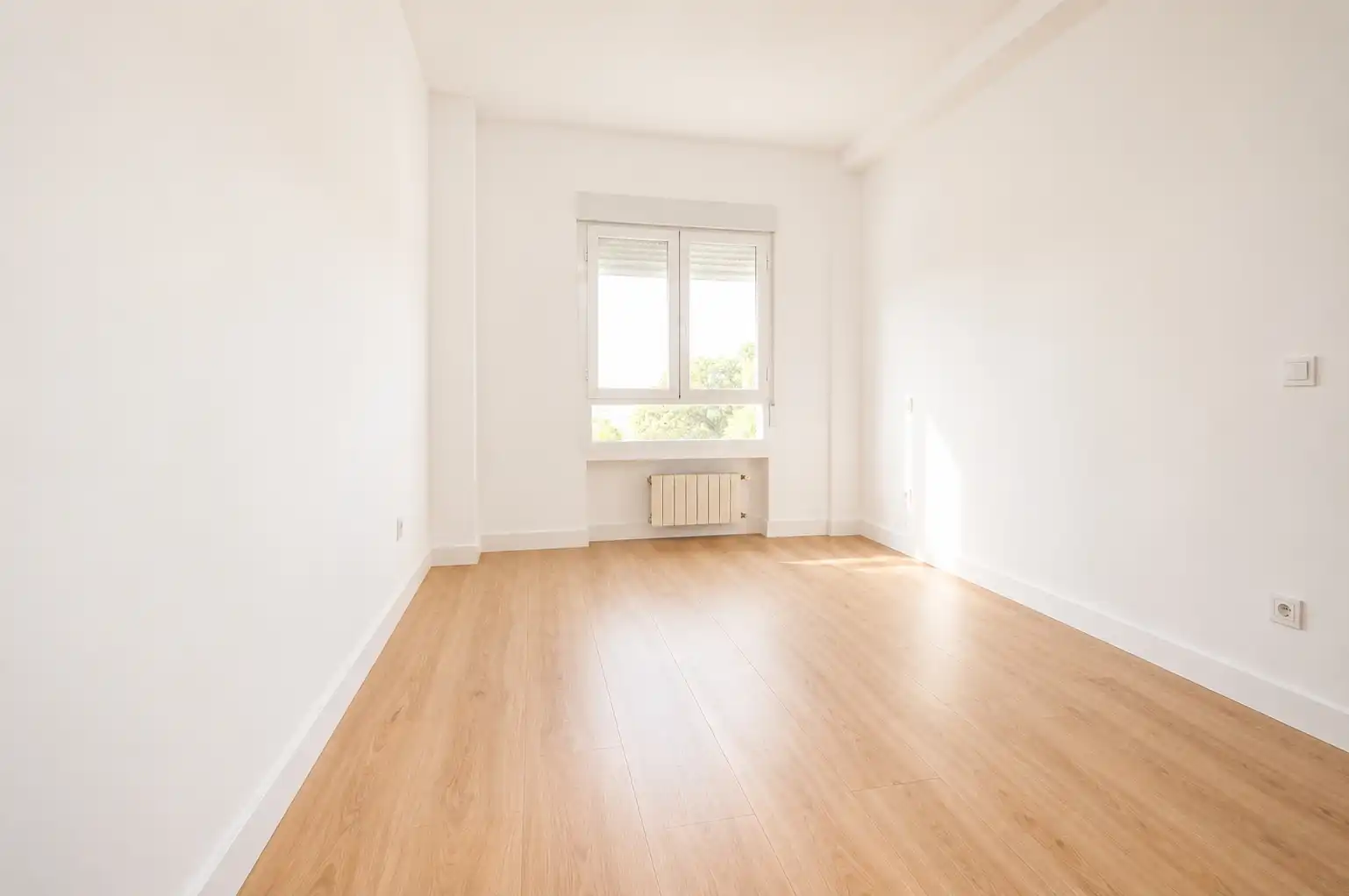 Bedroom of Flat for sale in Madrid  with Heating, Parquet flooring and Furnished