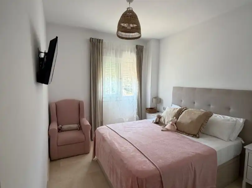 Appartamento con piscina in vendita a Calle los Monteros 37, imagen 5