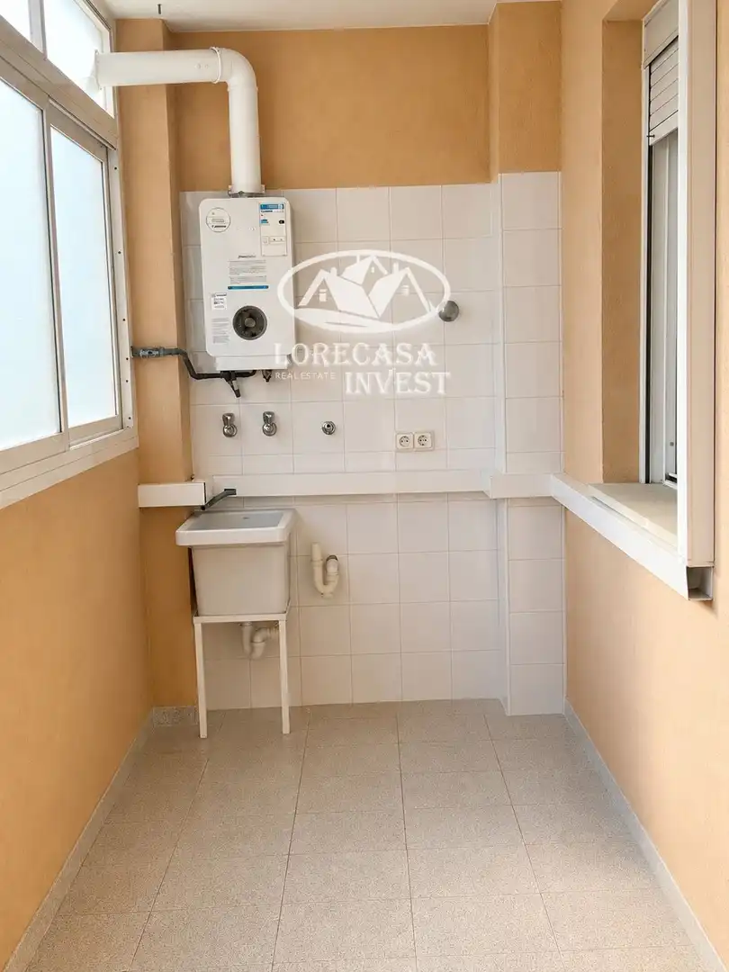 Baño de Piso de alquiler en  Palma de Mallorca con Aire acondicionado y Balcón