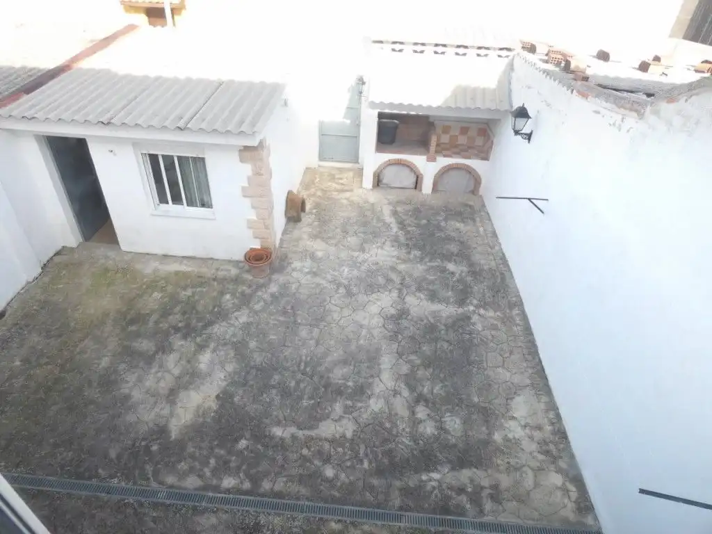 Casa adosada en venta en Camporrobles