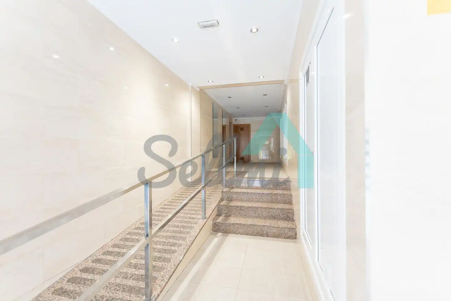 Flat for rent in Avilés  with Terrace and Furnished