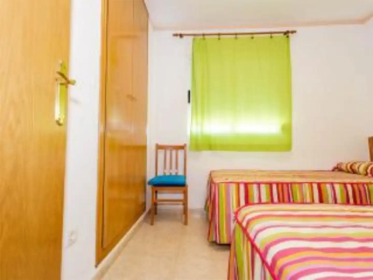 Schlafzimmer von Wohnungen zur Miete in Oropesa del Mar / Orpesa mit Klimaanlage, Schwimmbad und Balkon