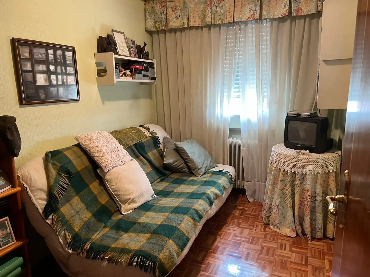 Wohnzimmer von Wohnung zum Verkauf in Madrid mit Heizung, Parkett und Terrasse