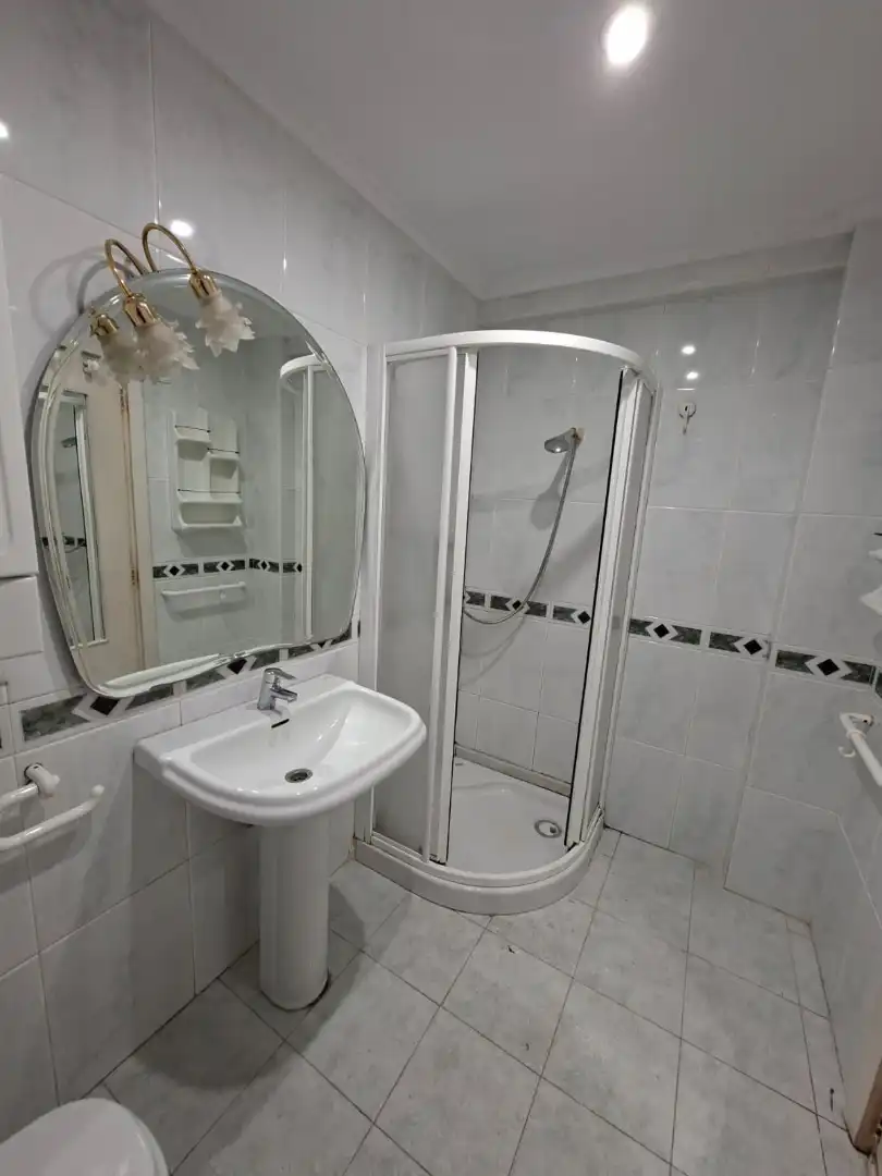 Baño de Piso en venta en Valencia con Aire acondicionado