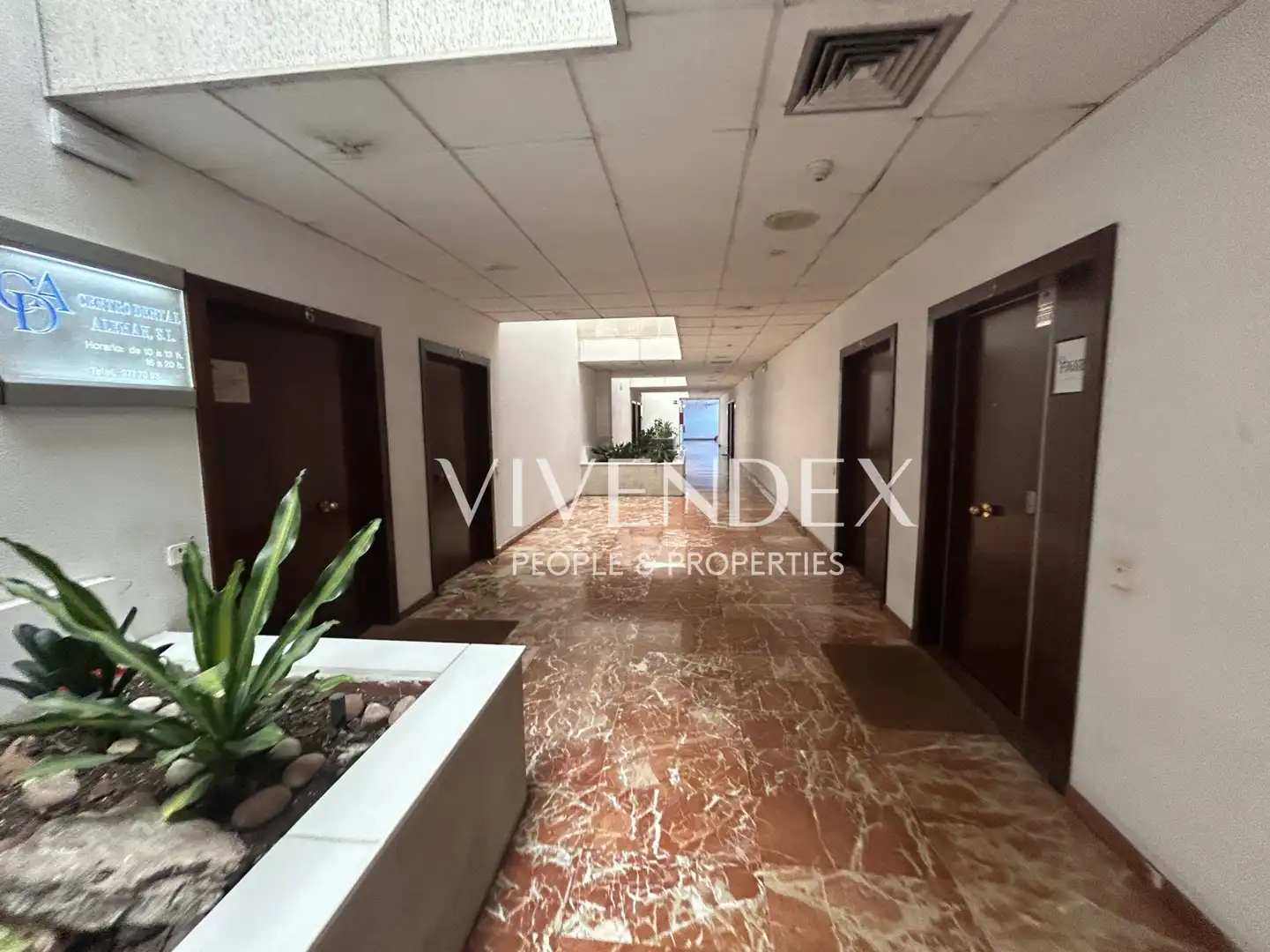 Büro zum Verkauf in Cornellà de Llobregat