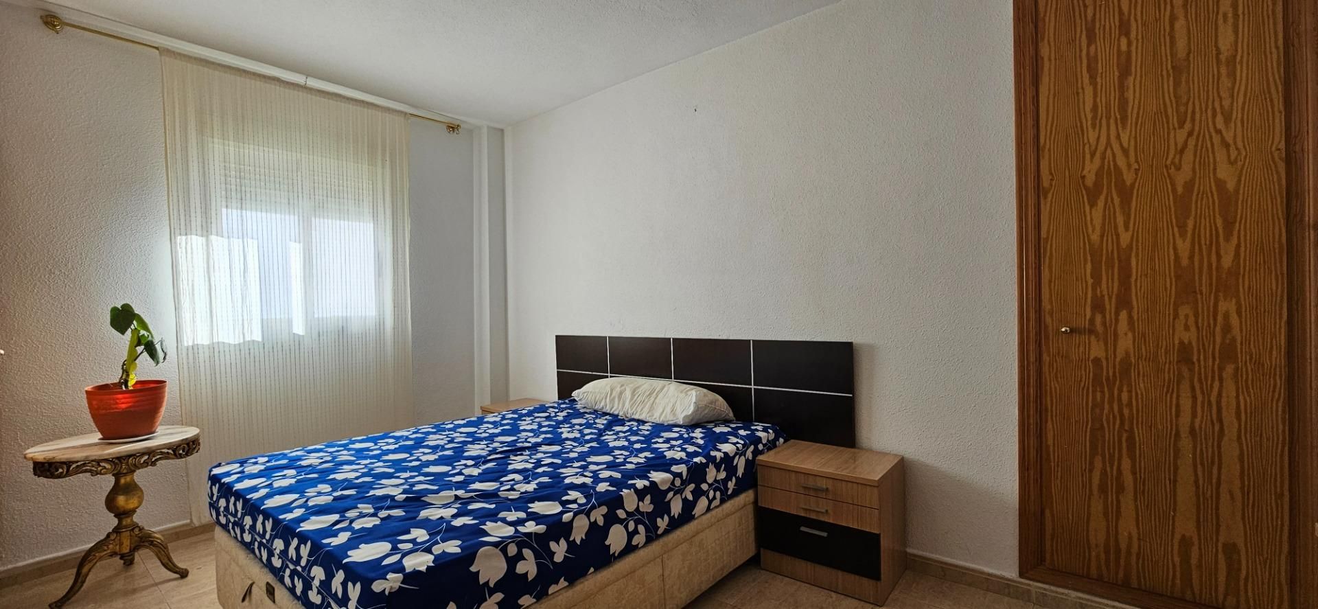 Bedroom of Apartment for sale in Benidorm  with Air Conditioner and Balcony