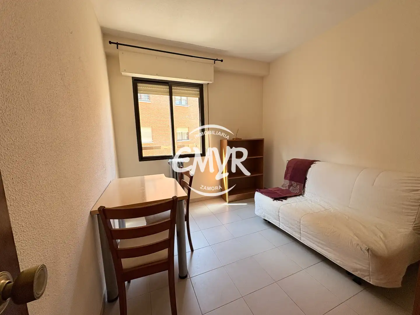 Habitación de Piso de alquiler en Zamora Capital  con Calefacción y Amueblado